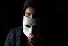Photo of Digital-призраки: кто и зачем создает фейковые компании
